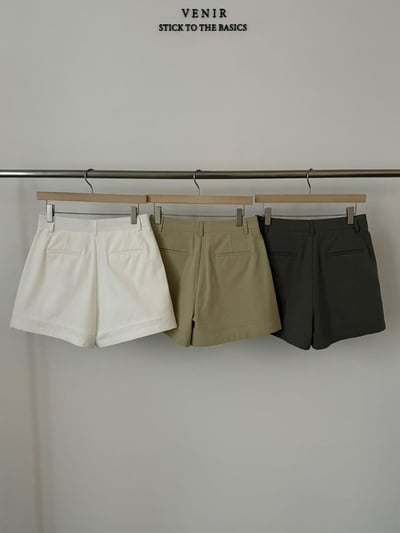 早鳥價開團中！《v家》顯瘦皺褶寬褲管短褲10