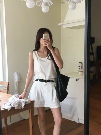 早鳥價開團中！《v家》顯瘦皺褶寬褲管短褲13