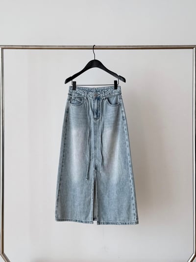 W5成團！《d家》愛心爆棚前開衩牛仔裙3