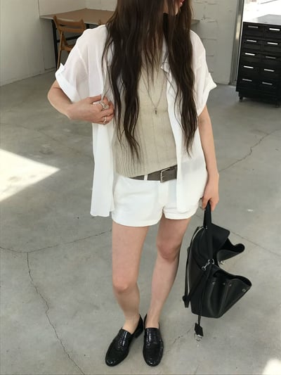 W7成團！《26春夏爆紅設計師》不規則直紋針織背心14