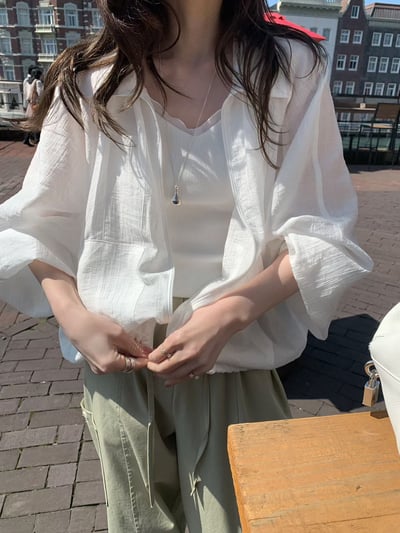 W8成團！《清新甜美》疊穿感蕾絲細肩背心11