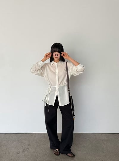 W5成團！《冷色調》超舒服腰身綁繩襯衫2