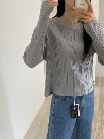 年前就成團！《故事家》立體直紋打底上衣2