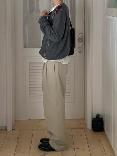 深藍現貨!《2025 trend》直式菱格紋針織外套22