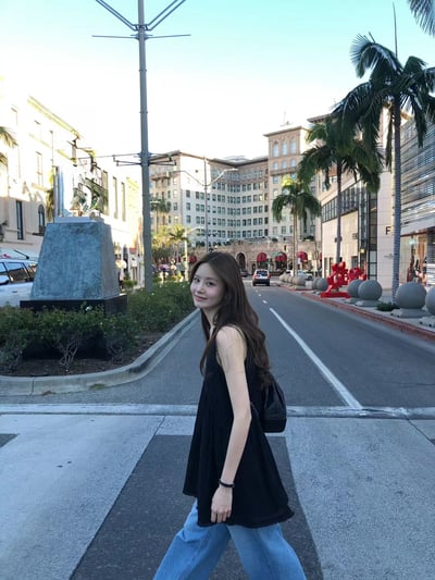 W5成團！《ounce》U neck仙女ops19