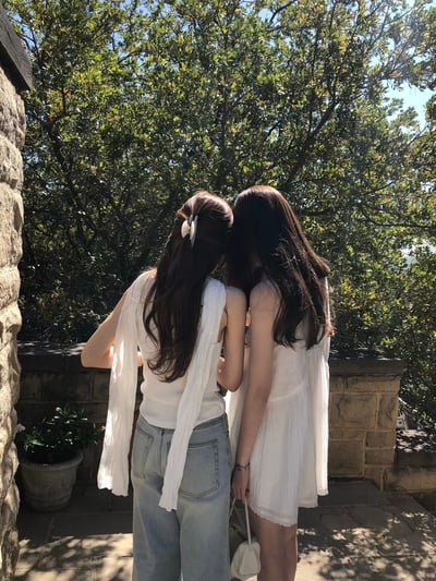 W5成團！《ounce》U neck仙女ops15