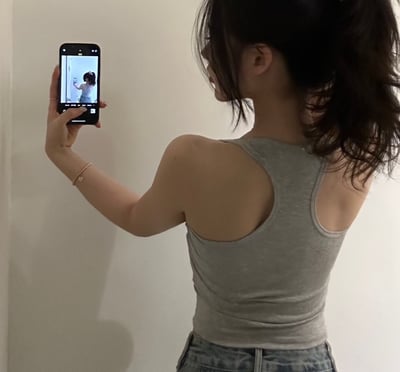 W6成團！《bra top專家》細肩帶素色bra top2