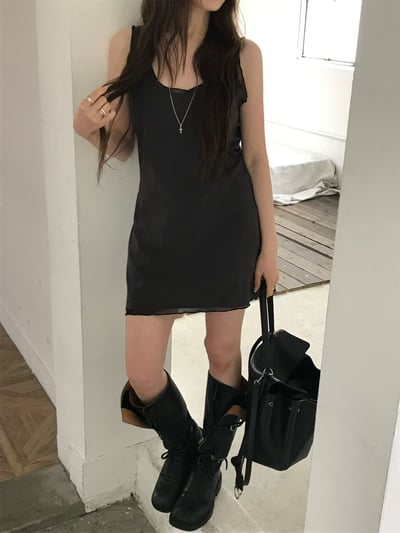 早鳥價開團中！《26春夏爆紅設計師》蕾絲疊穿感背心ops7