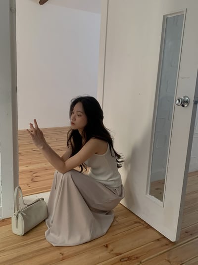 W5成團！《d家》silky skirt3