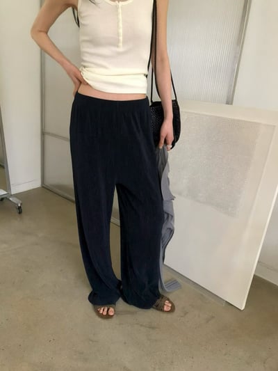 W5成團！《L&K》夏日首推顯瘦皺皺褲16