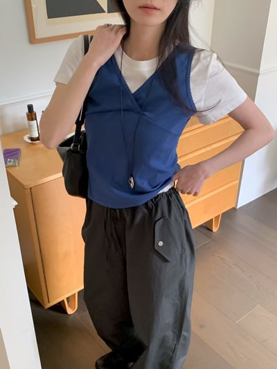 W7成團！《可愛甜美》寬帶V領背心10