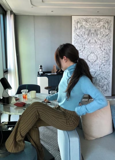 咖色現貨！《設計師》天絲羊毛不勒脖打底衣3