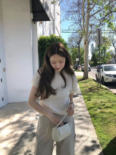 W5成團！《ounce》雲朵皺皺短袖blouse10