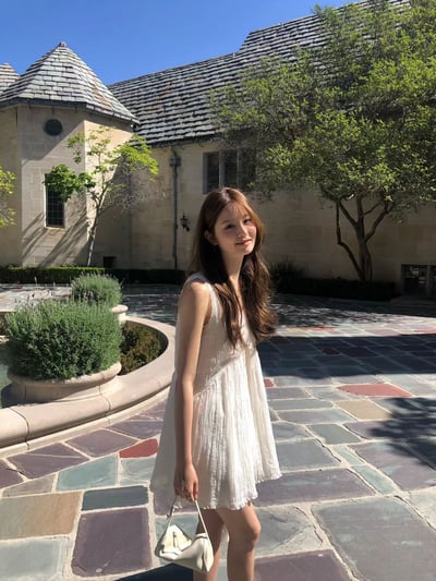 W5成團！《ounce》U neck仙女ops13