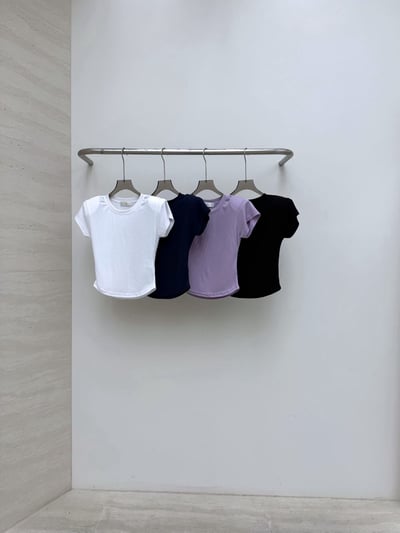 早鳥價開團中！《army보라해》插肩圓弧下擺短T4