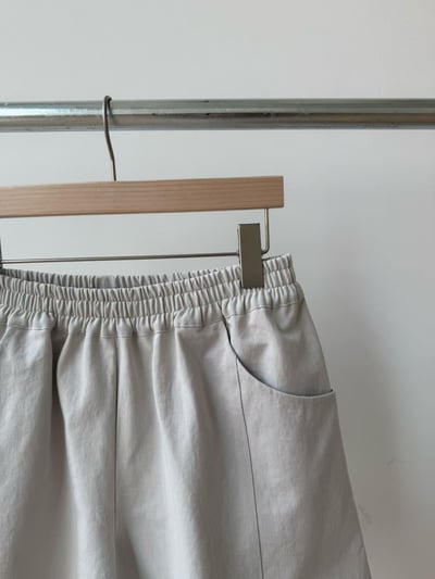 早鳥價開團中！《不顯腫+部落客》大口袋鬆緊短褲7