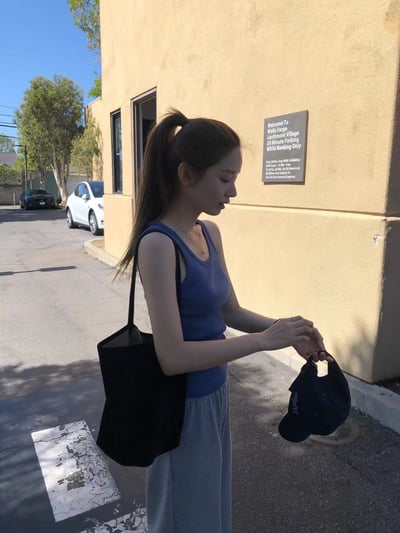 W6成團！《ounce》細直坑紋背心16