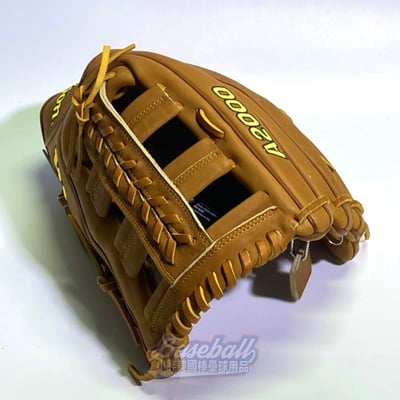 (小胖美國棒壘) 現貨 經典原皮色，美規Wilson A2000 1810 12.75”外野手手套 棒球 壘球 適用3
