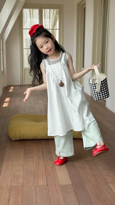 D1-018 韓版花邊蕾絲背心+白色吊帶棉布裙6