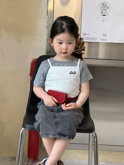 D1-002 韓版刺繡吊帶+短袖上衣2件套/牛仔裙9