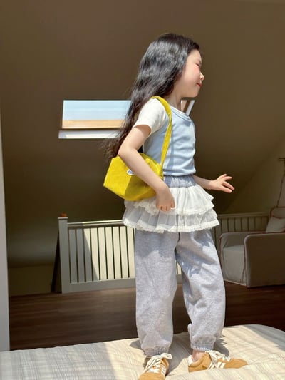 D1-004 韓版女童時尚背心+上衣2件套/帶花邊褲子5