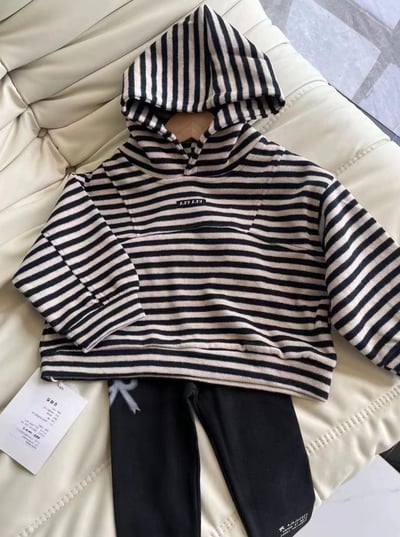 C1-044 條紋長袖連帽上衣加修身緊身褲兩件套裝7