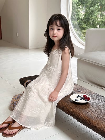 A1-015 氣度假風洋裝質感天絲條繡花公主背心裙6