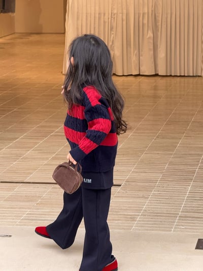 D1-021 紅條紋Polo領毛衣套裝3