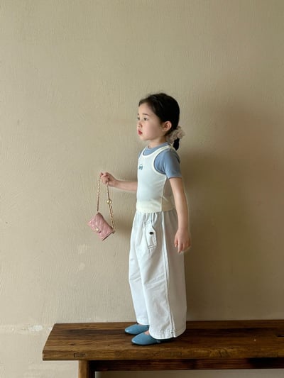 D1-003 韓版藍白女童背心+短袖2件套/褲子6