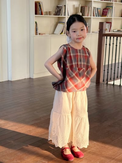 D1-014 韓版格子無袖馬甲繭型背心+花邊褲2