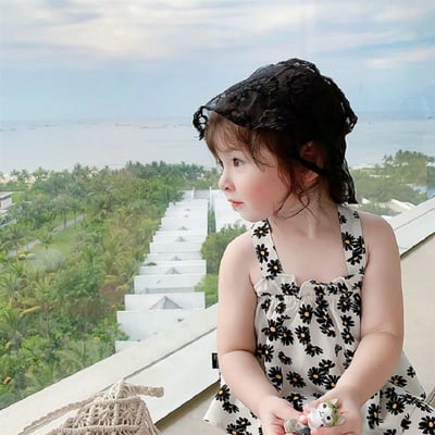 C1-016 花朵吊帶上衣+九分褲套裝9