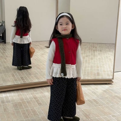 D1-023 復古蕾絲拼接針織馬甲套裝1