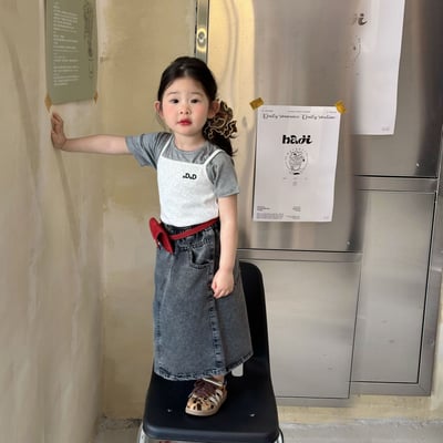 D1-002 韓版刺繡吊帶+短袖上衣2件套/牛仔裙1