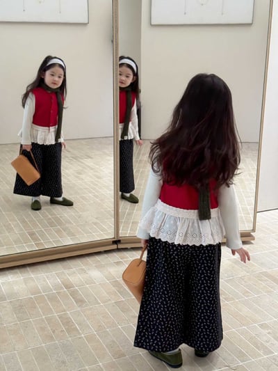 D1-023 復古蕾絲拼接針織馬甲套裝9