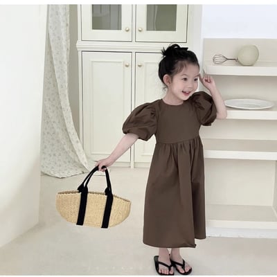 C1-062 泡泡袖露背裙棕綠兩色超仙吸睛洋裝4