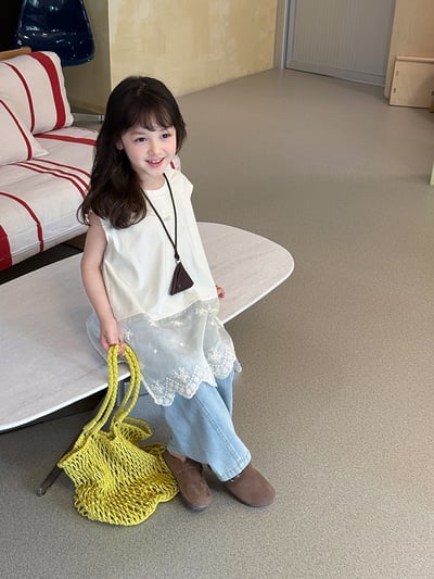 A1-001 森林系疊穿甜美蕾絲拼接背心時尚長版字母無袖上衣2