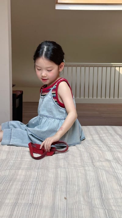 D1-009 韓版牛仔吊帶套裝 牛仔吊帶+七分褲7