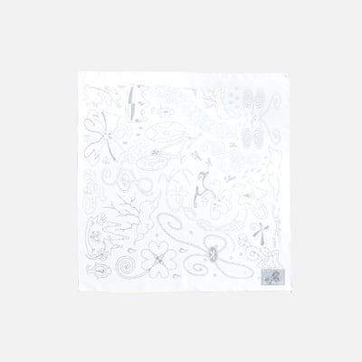 Hearts2Hearts The 1st Single "The Chase" 官方週邊 頭巾2