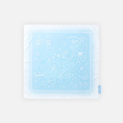 Hearts2Hearts The 1st Single "The Chase" 官方週邊 頭巾3