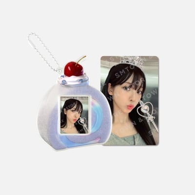 aespa KARINA 2024年生日周邊 蛋糕造型生日卡吊飾1