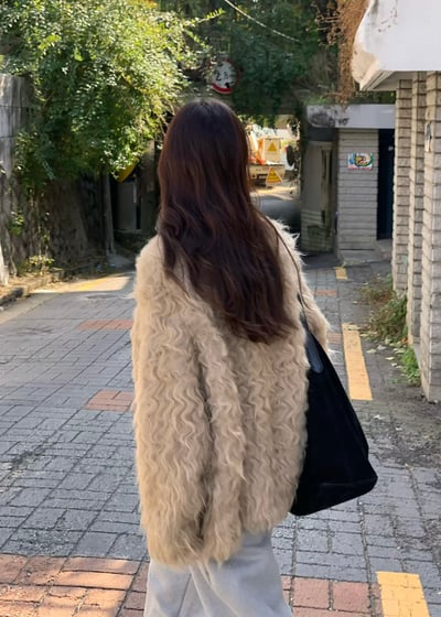 A12 安露西QQ捲毛外套5