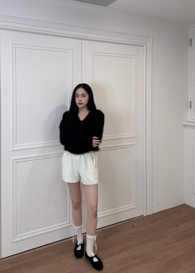 A08 克蕾蒙絲軟毛短褲1