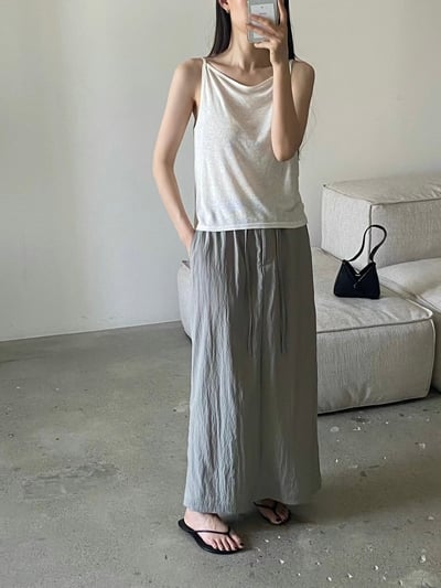 E07 高個女孩的後開衩工裝裙1