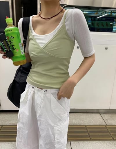 J11 彈力細肩背心5