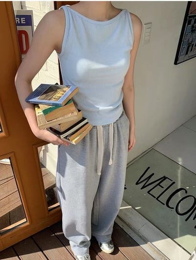 D06 細肩純色背心2