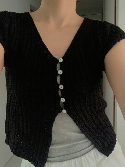 J06 排釦小飛袖針織1