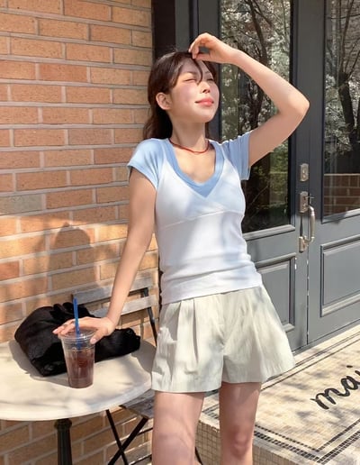 J11 彈力細肩背心7