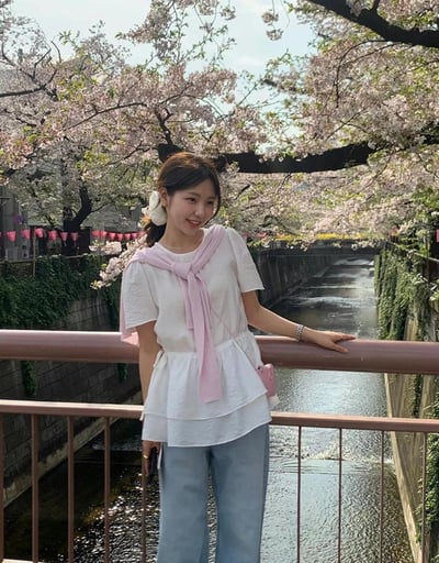 Ap19 荷葉下擺上衣6