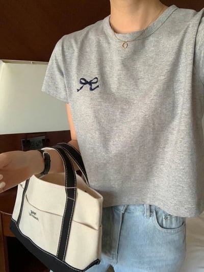 A004 今年一定要有一件的蝴蝶結t1