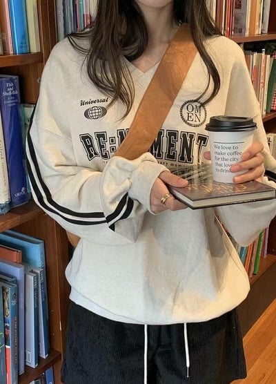 G08 美式V領大學T 3colors3